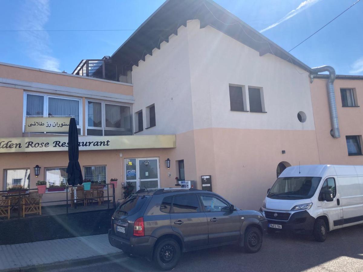 Mikroapartments Klarenthal Саарбрюкен Екстериор снимка